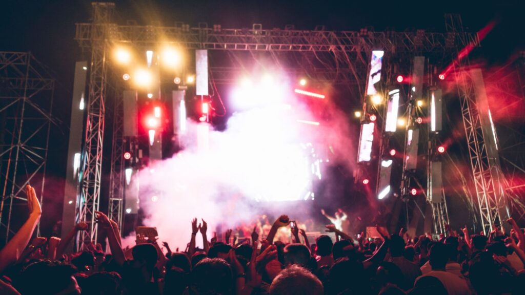 How society influences music - social changes